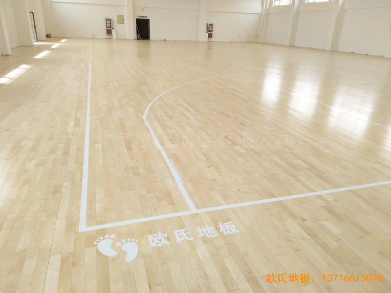 南京浦口黨?；@球館體育地板施工案例3