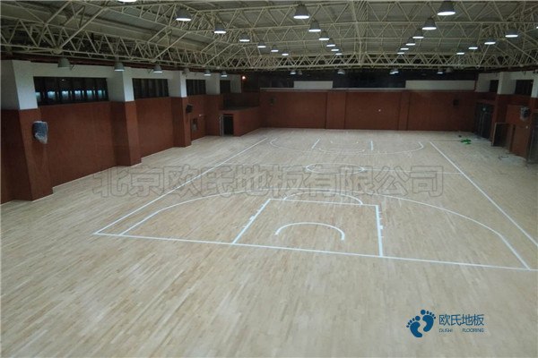 柞木運(yùn)動籃球木地板價格多少